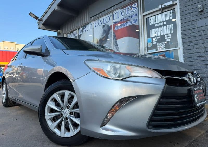 2017 TOYOTA CAMRY LE
