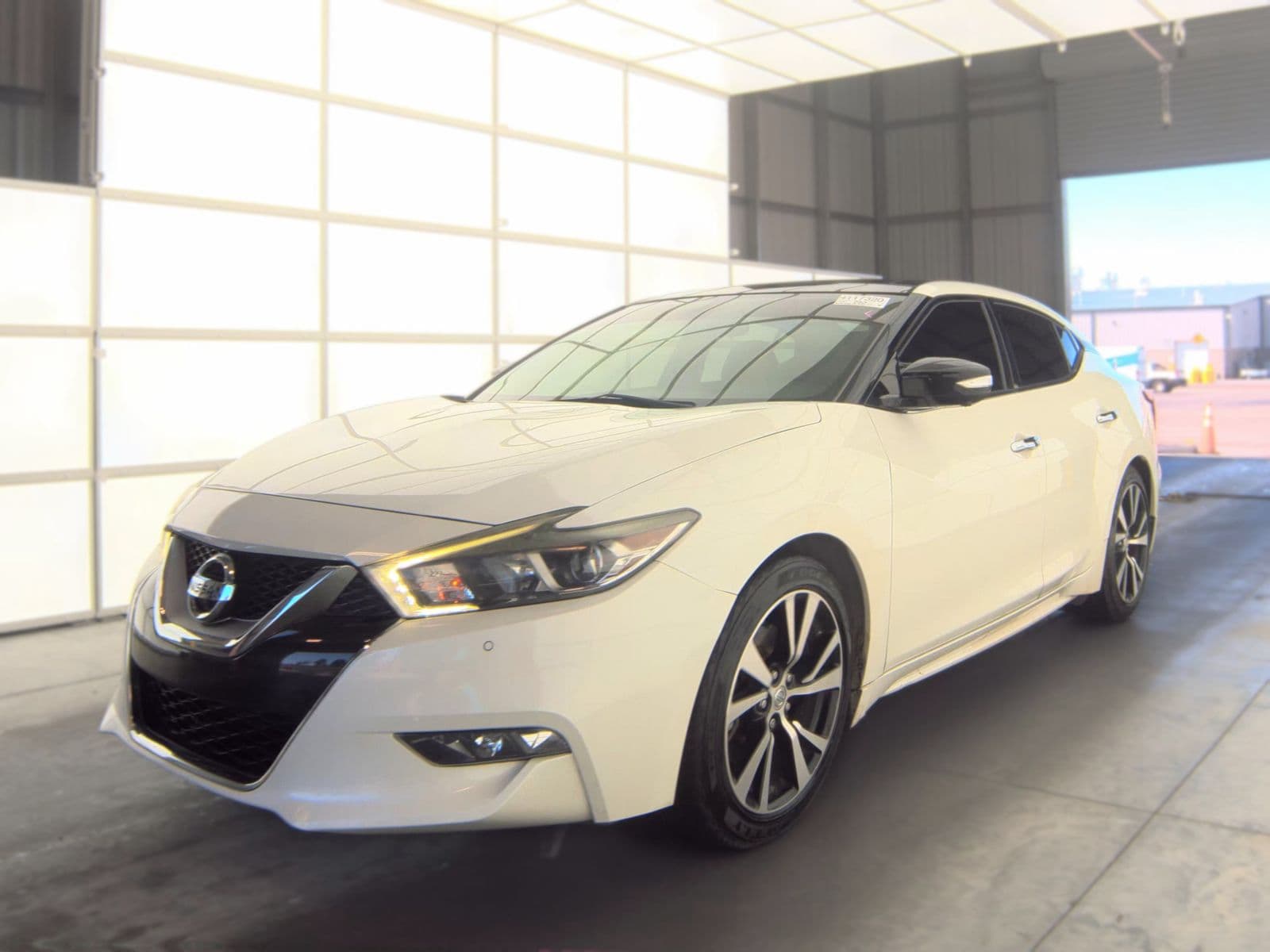 2017 NISSAN MAXIMA Platinum