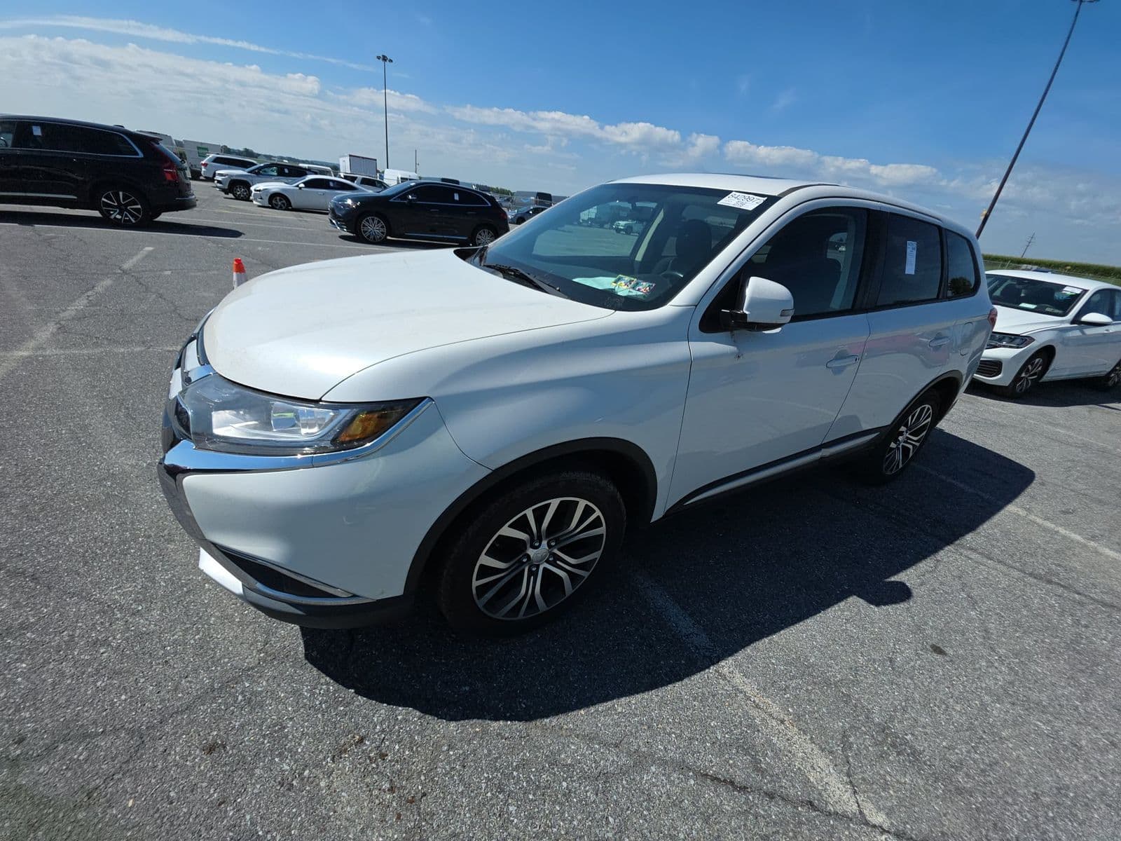2017 MITSUBISHI OUTLANDER SE