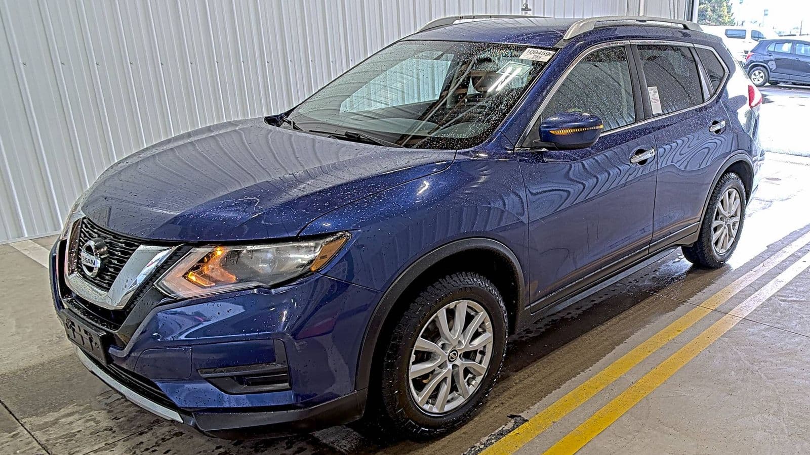 2017 NISSAN ROGUE SV