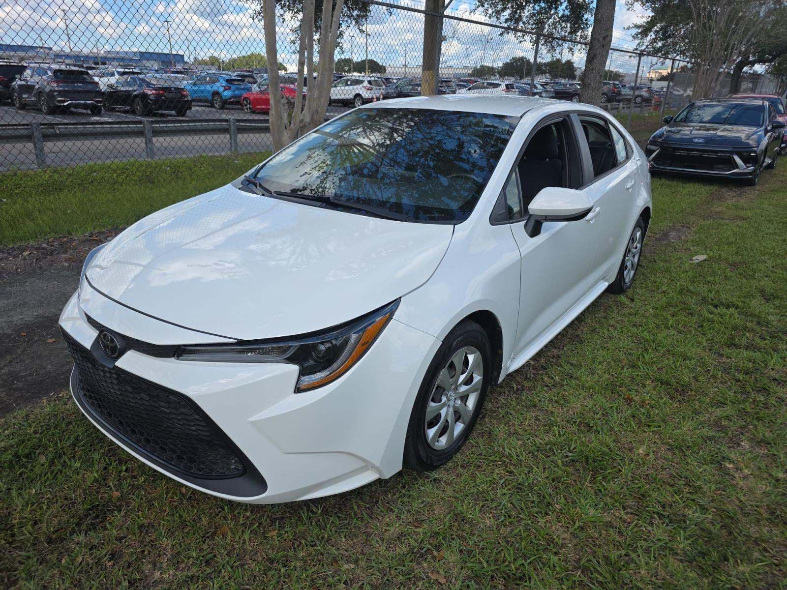 2022 TOYOTA COROLLA LE