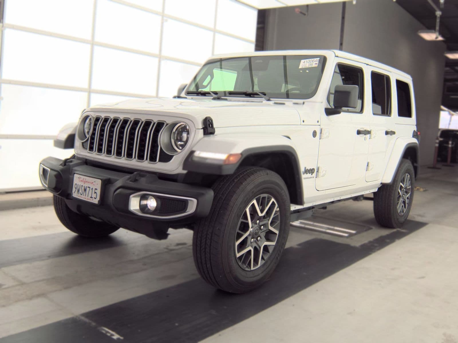 2026 JEEP WRANGLER Sahara