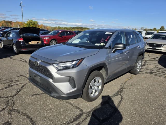 2025 TOYOTA RAV4 LE