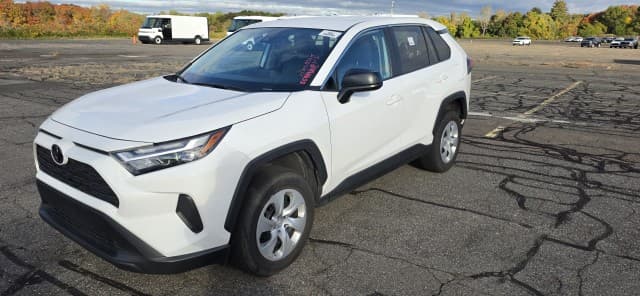2025 TOYOTA RAV4 LE