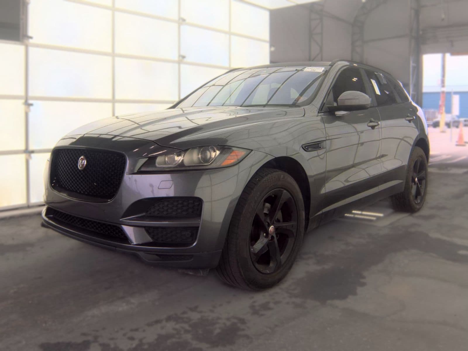 2018 JAGUAR F-PACE 25T Premium