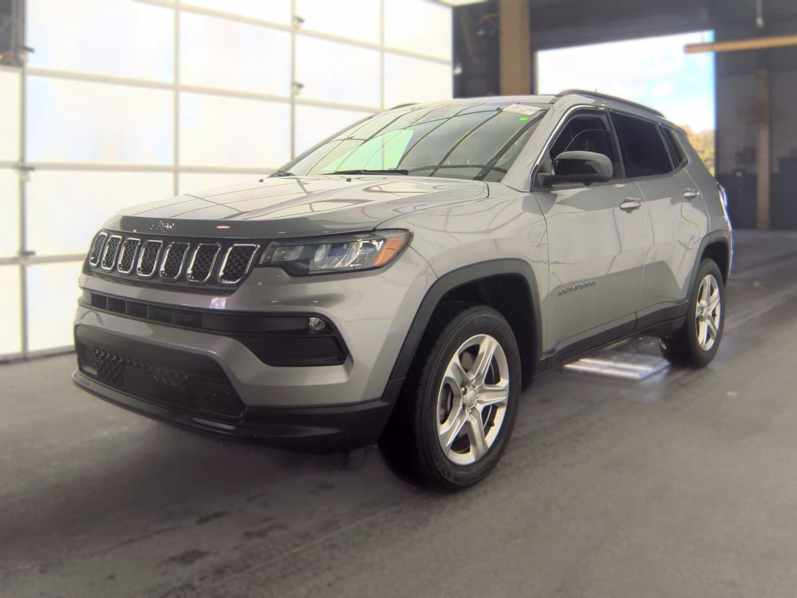 2023 JEEP COMPASS Latitude