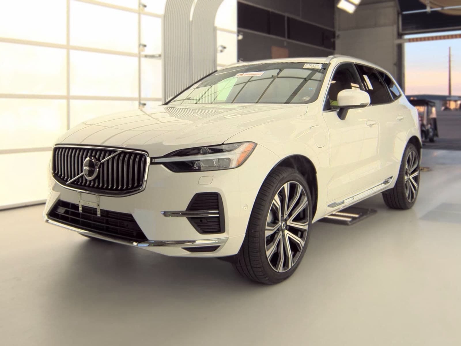 2023 VOLVO XC60 RECHARGE T8 Ultimate