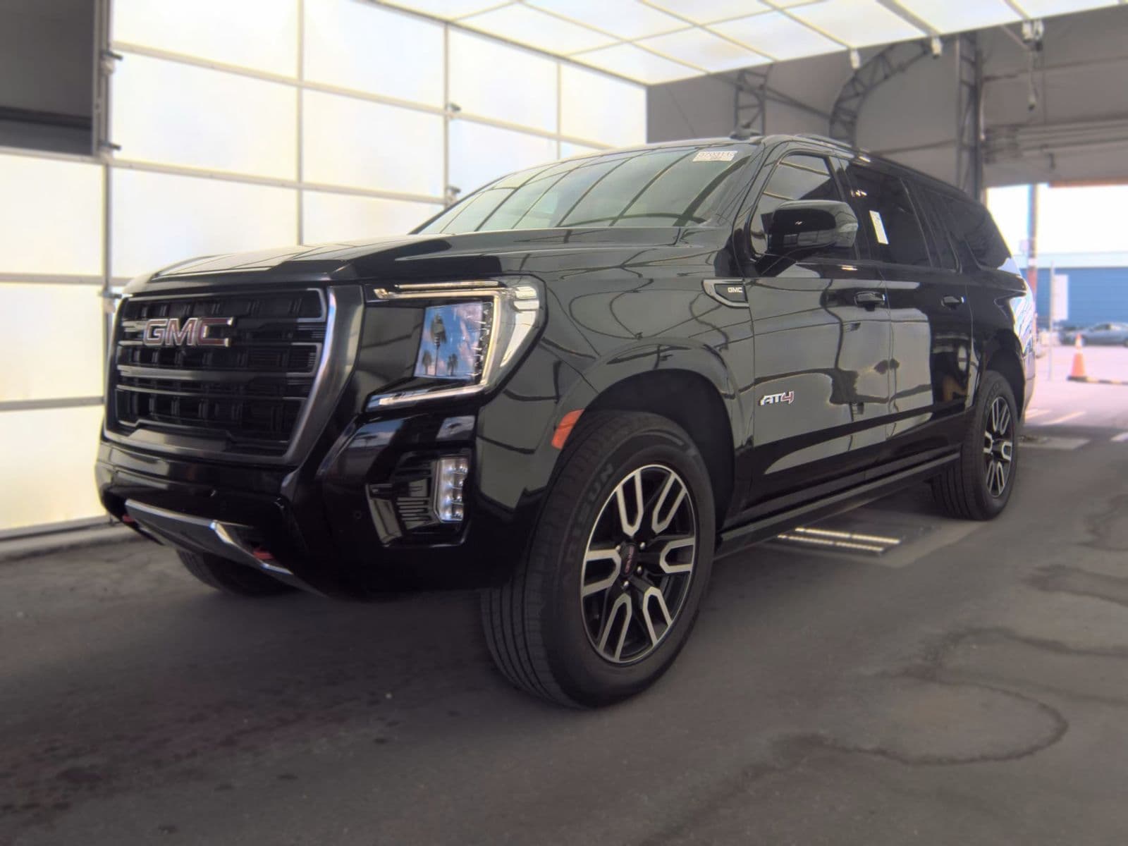 2021 GMC YUKON XL AT4