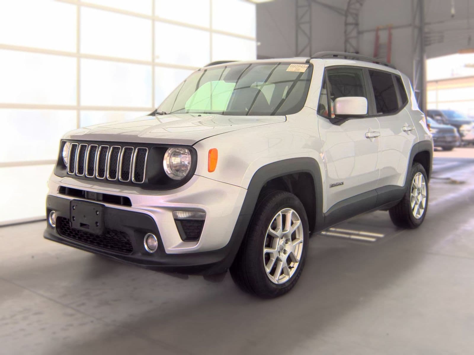 2019 JEEP RENEGADE Latitude