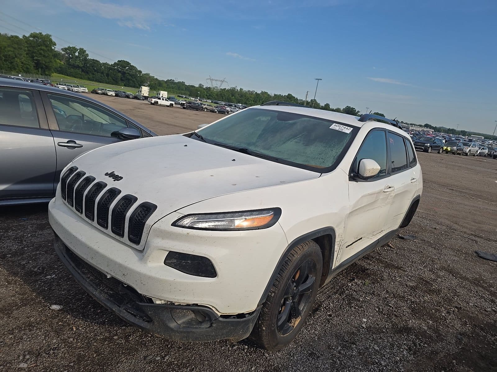 2018 JEEP CHEROKEE Latitude
