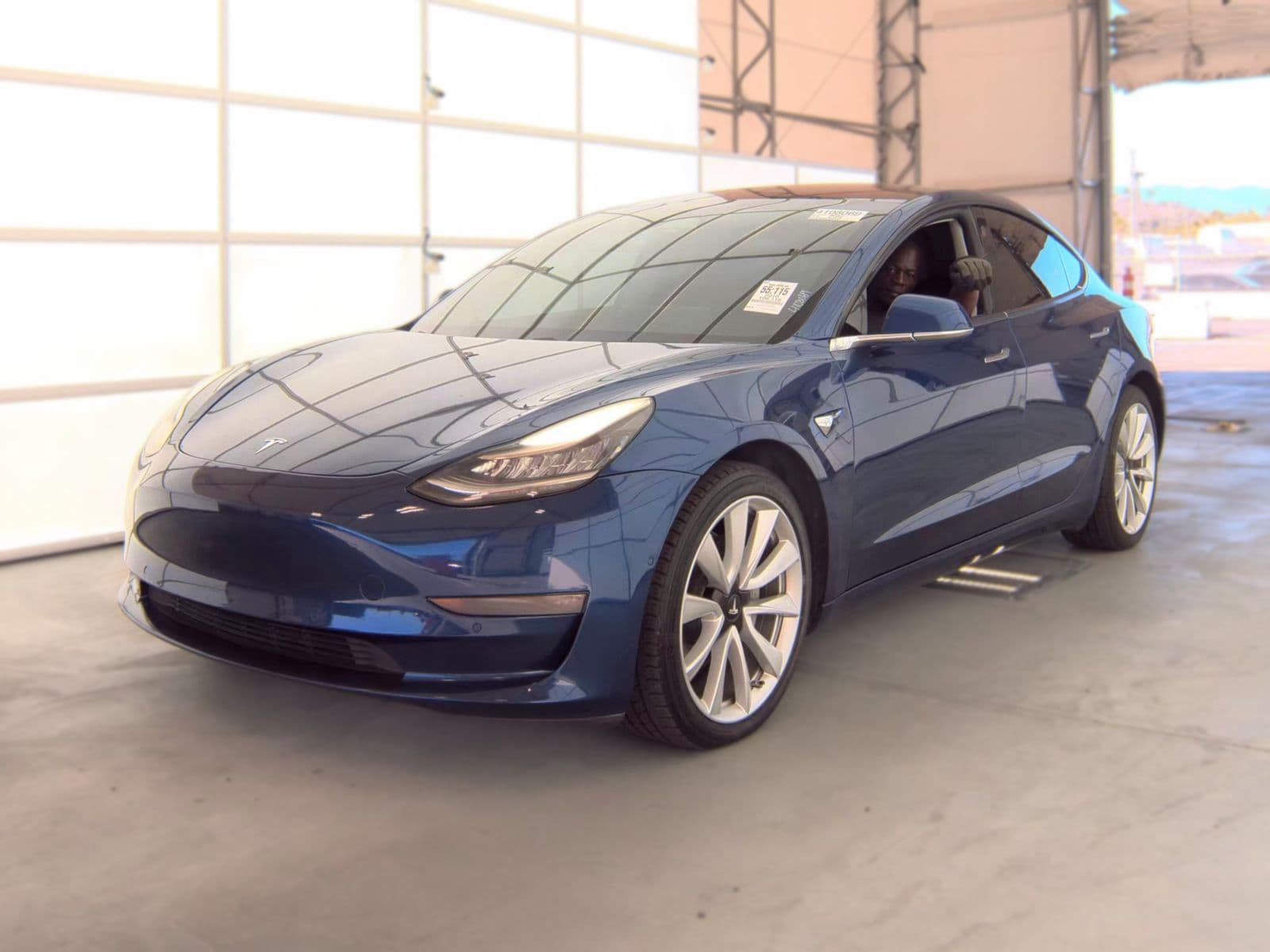 2018 TESLA MODEL 3 MID Range