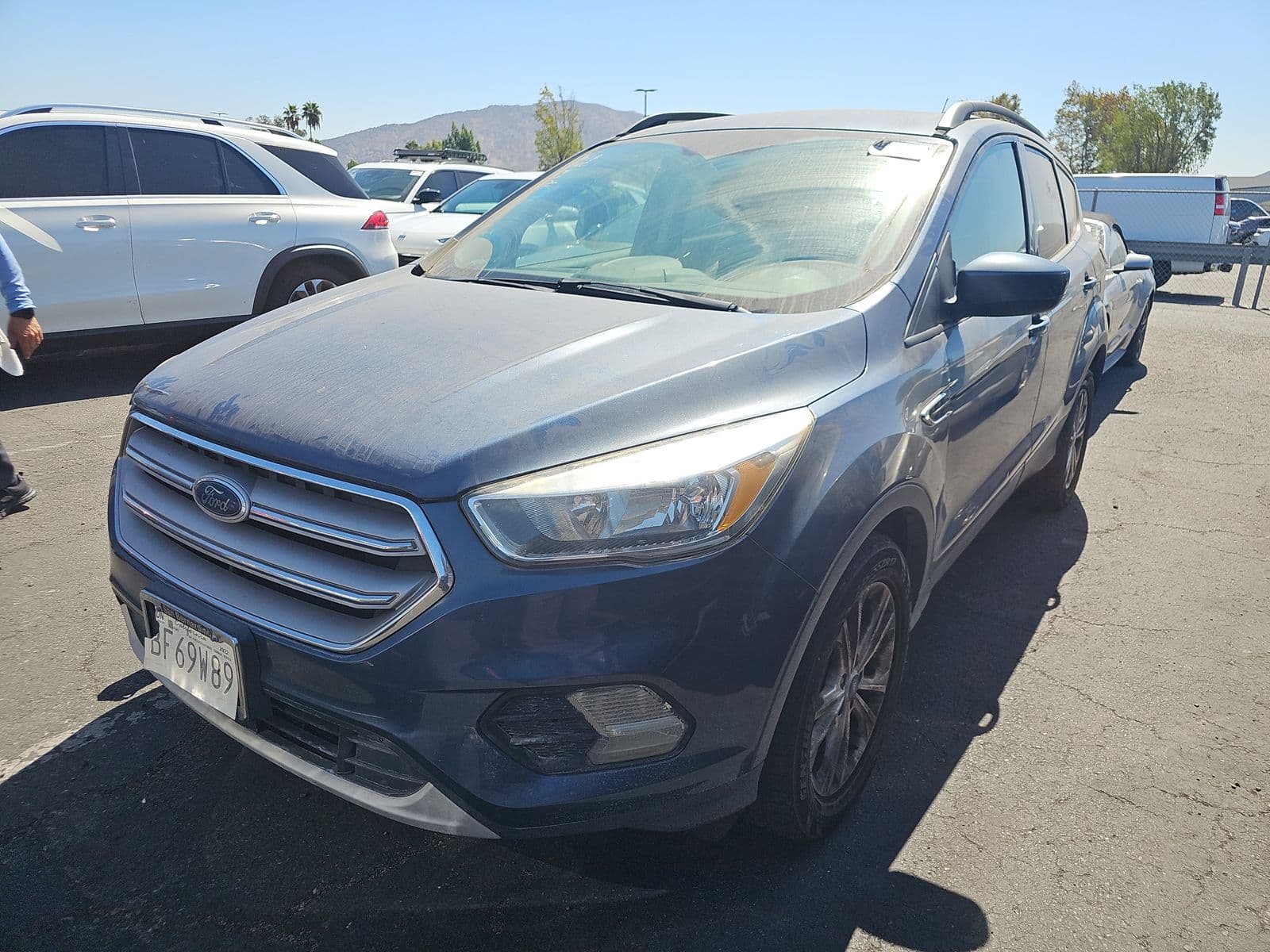 2018 FORD ESCAPE SE