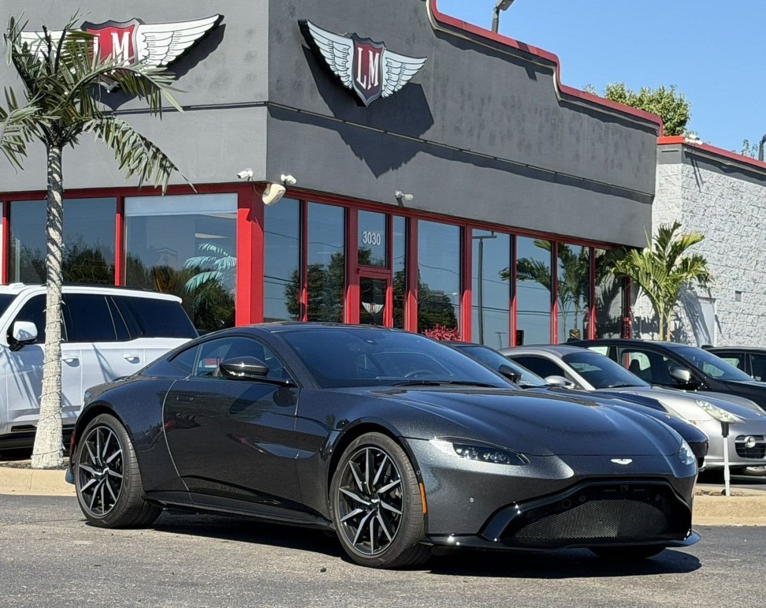 2020 ASTON MARTIN VANTAGE Base