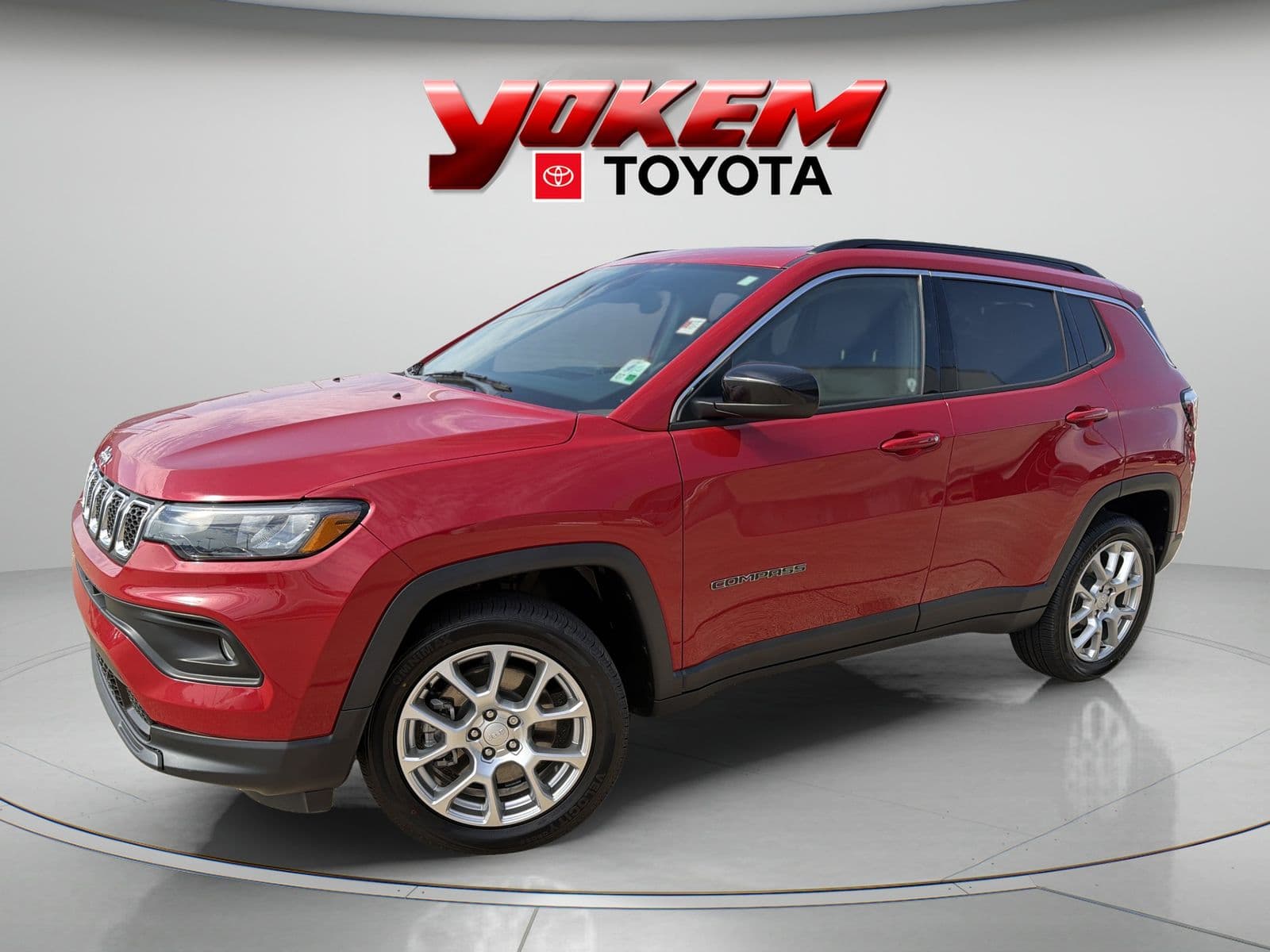2023 JEEP COMPASS LATITUDE Lux