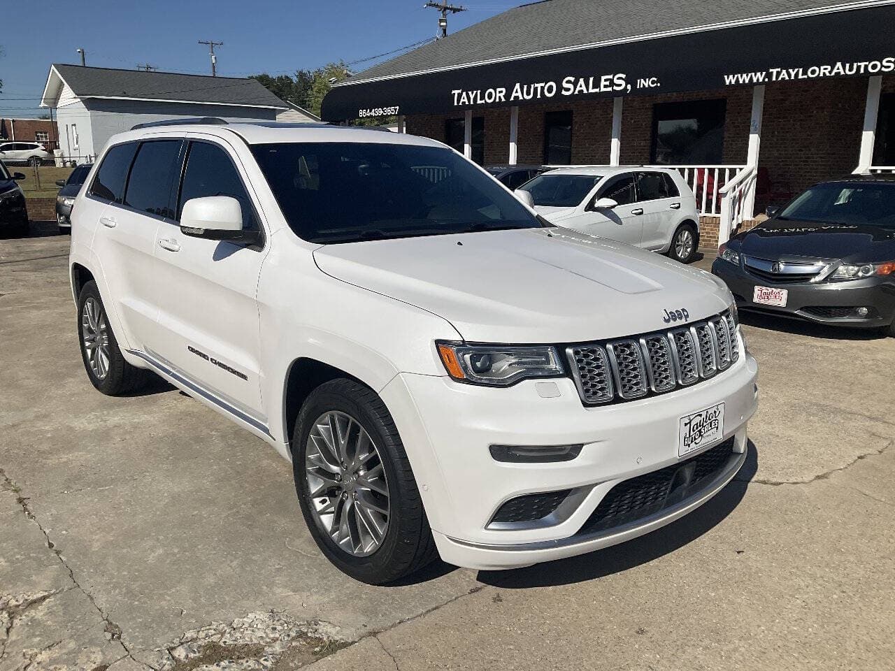2017 JEEP GRAND CHEROKEE Summit