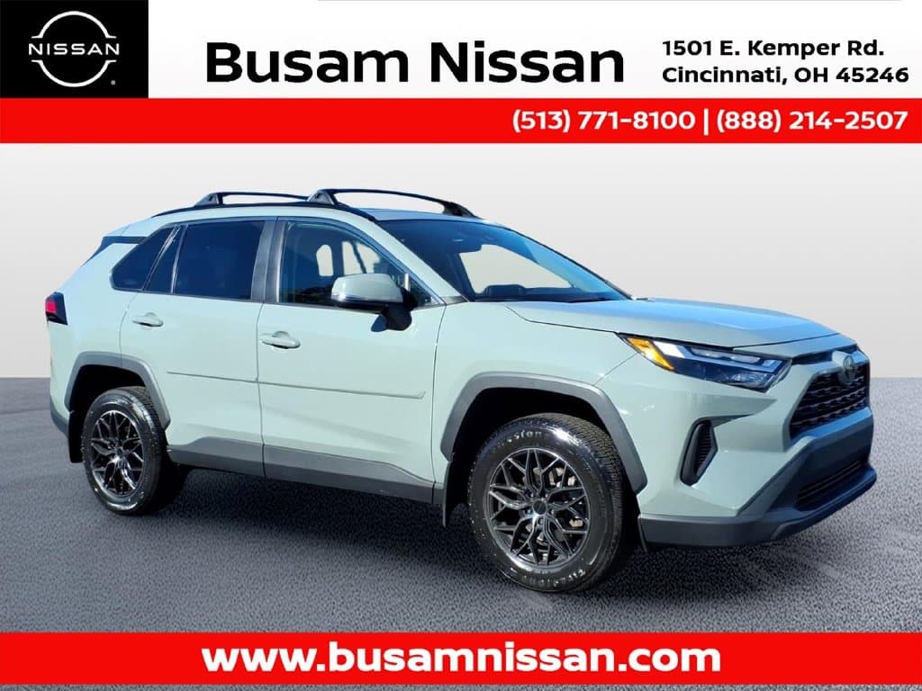 2022 TOYOTA RAV4 XLE