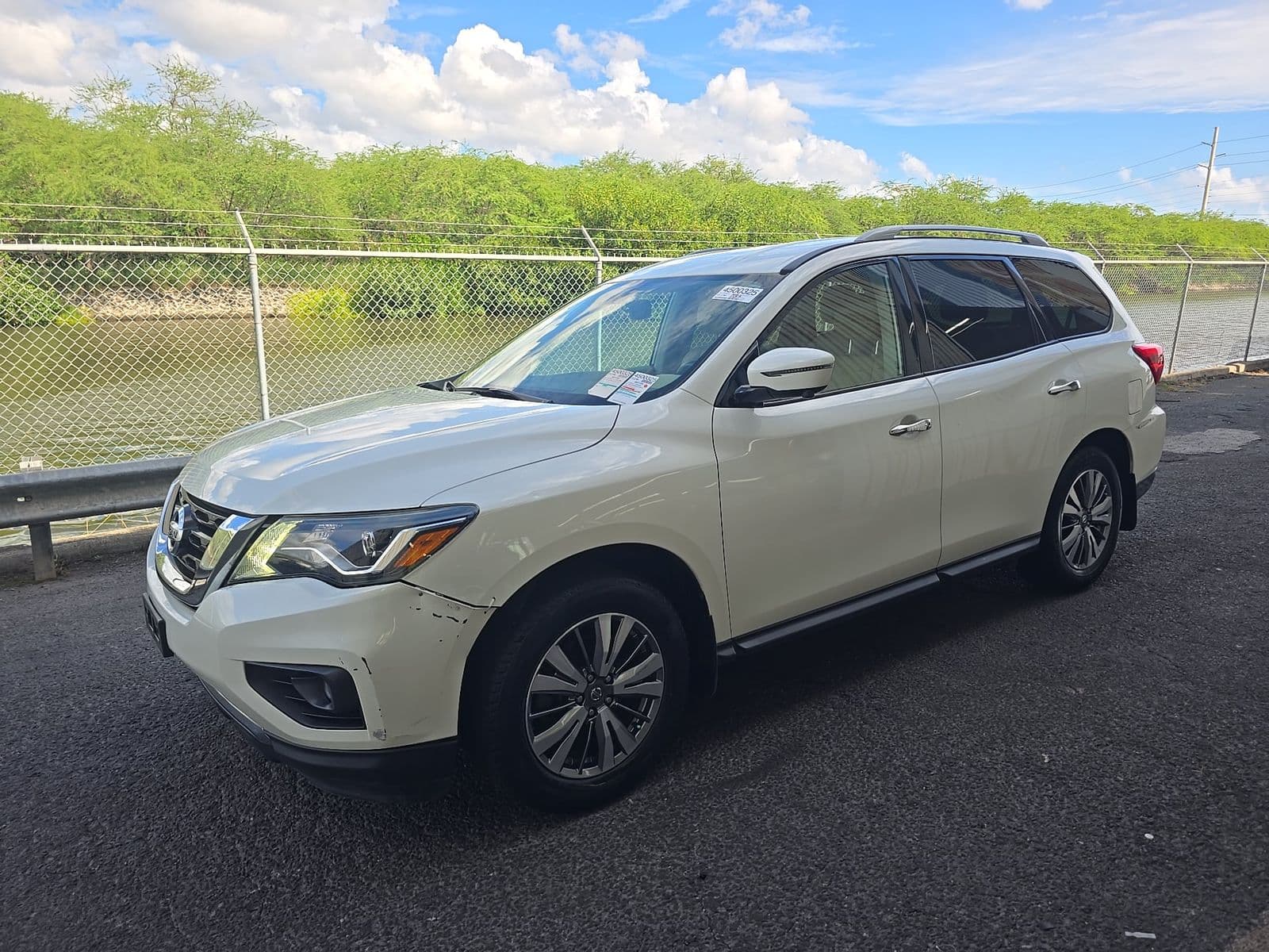 2019 NISSAN PATHFINDER SL