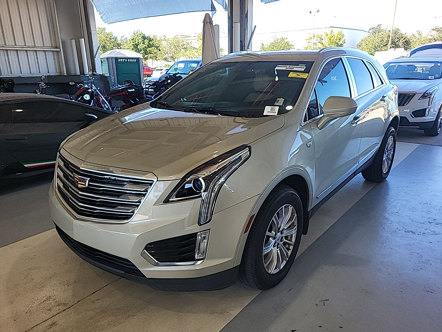 2017 CADILLAC XT5 Base