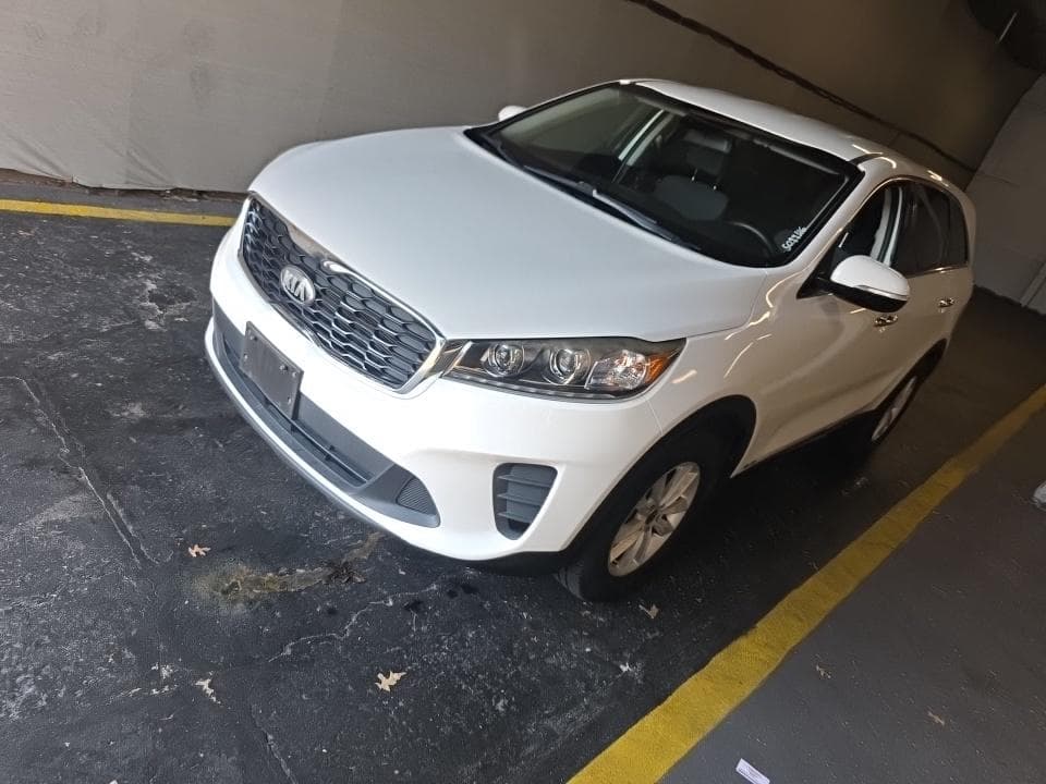2019 KIA SORENTO LX