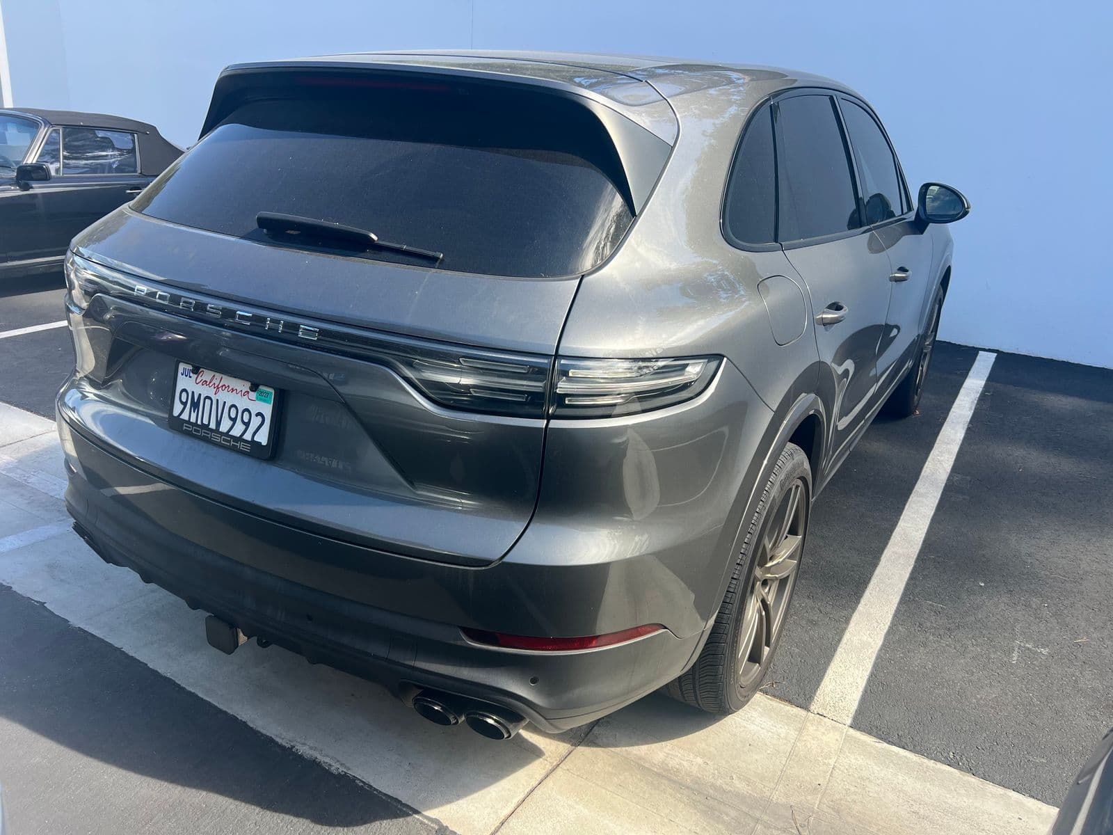 2019 PORSCHE CAYENNE Base