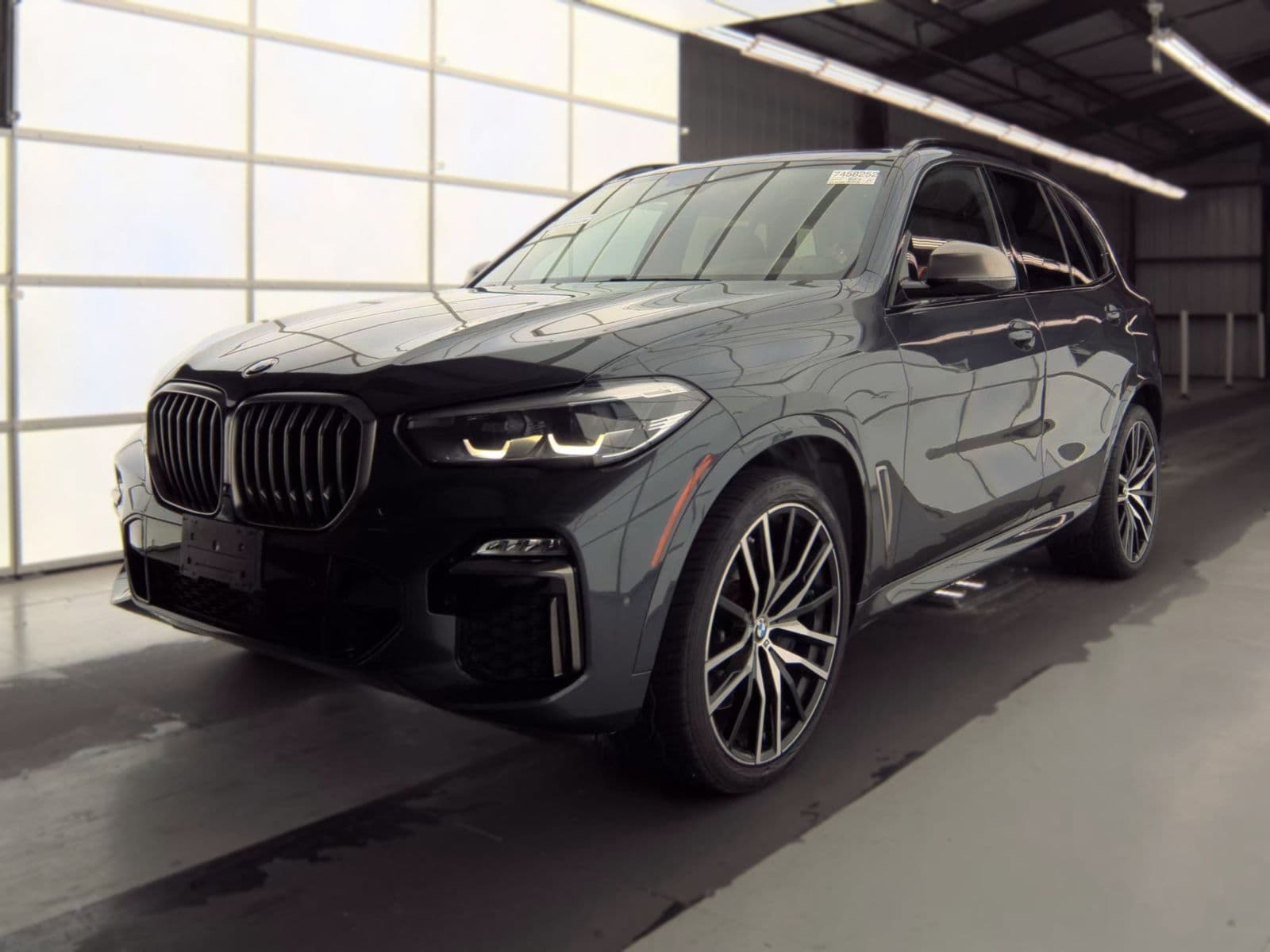 2020 BMW X5 M50i