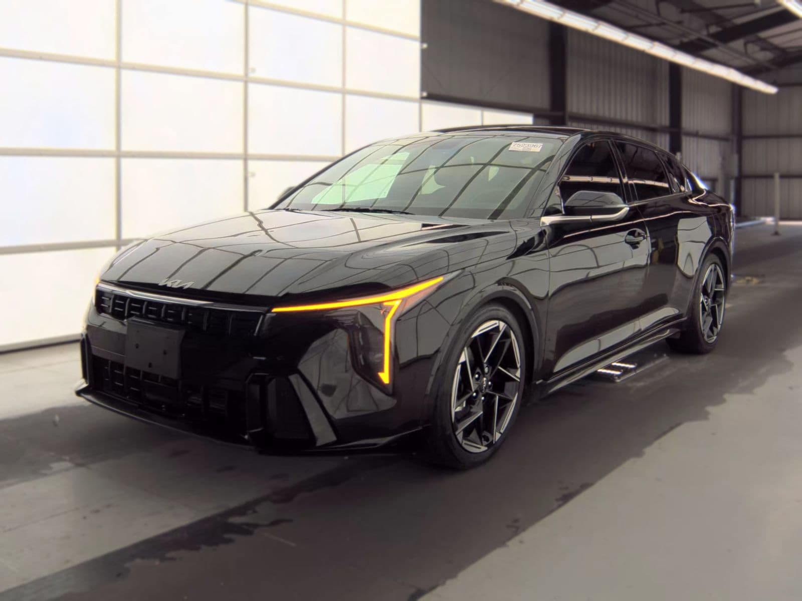 2025 KIA K4 GT-Line