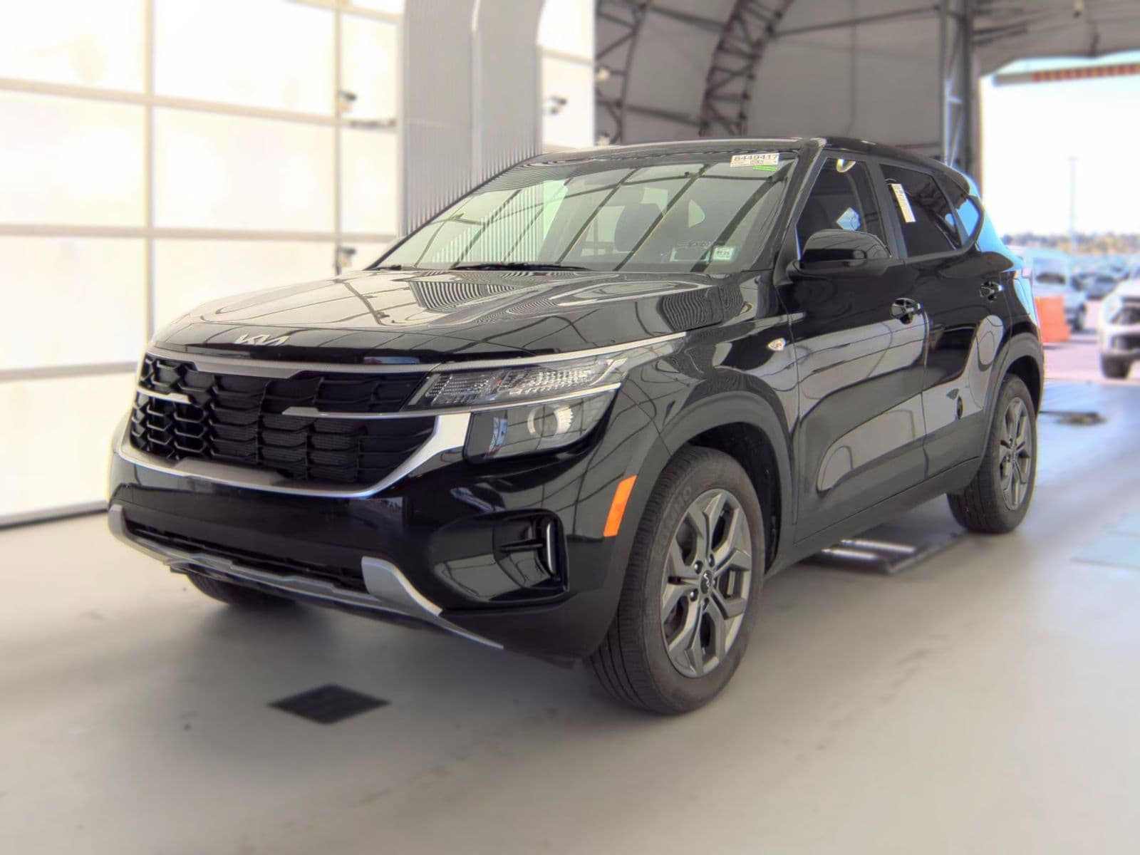 2024 KIA SELTOS LX