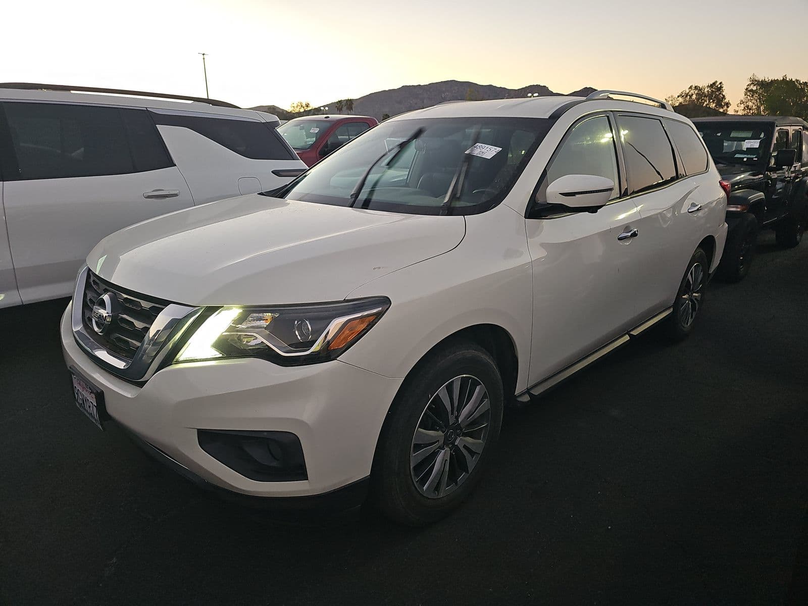 2020 NISSAN PATHFINDER SL