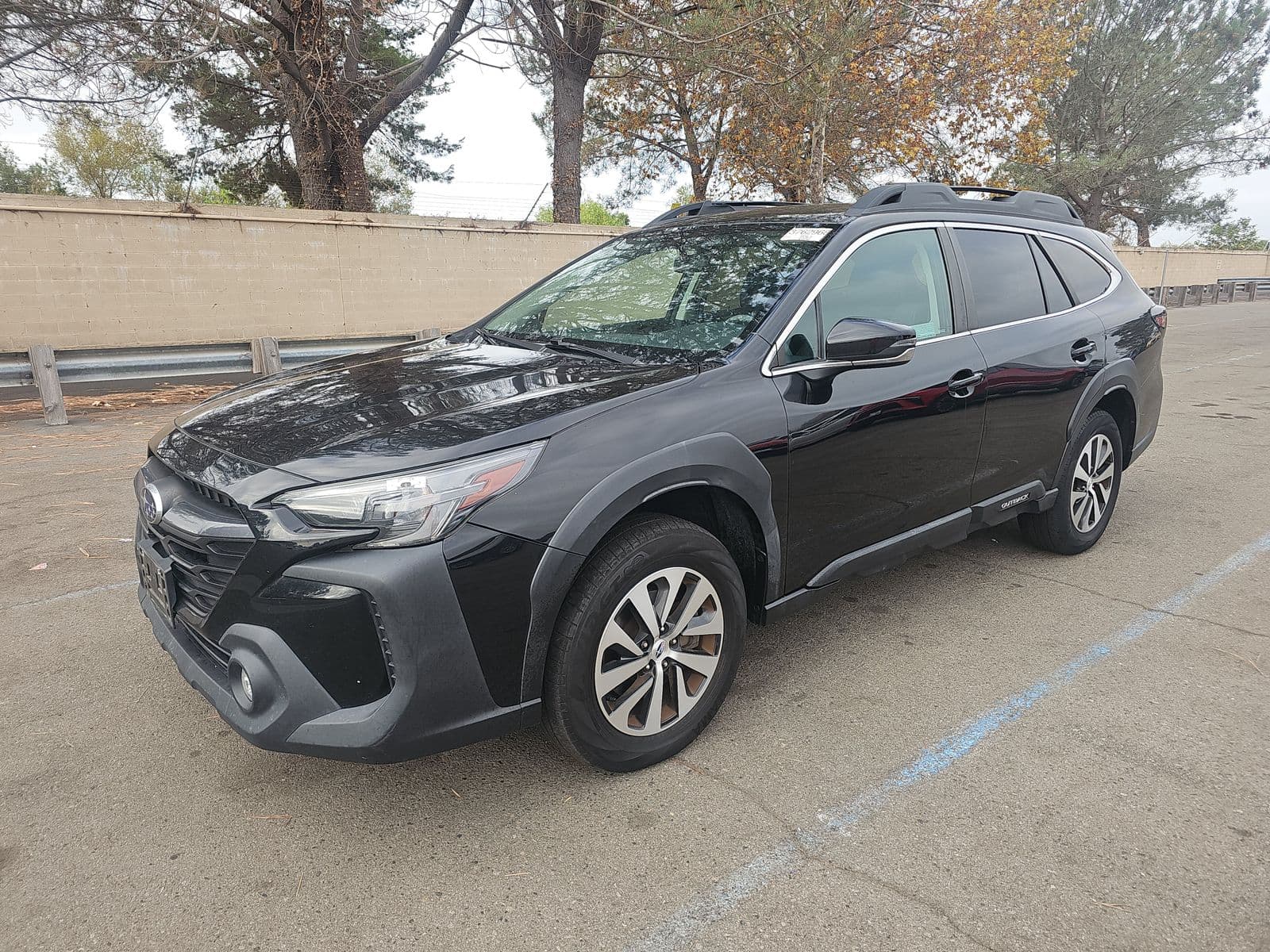 2023 SUBARU OUTBACK Premium