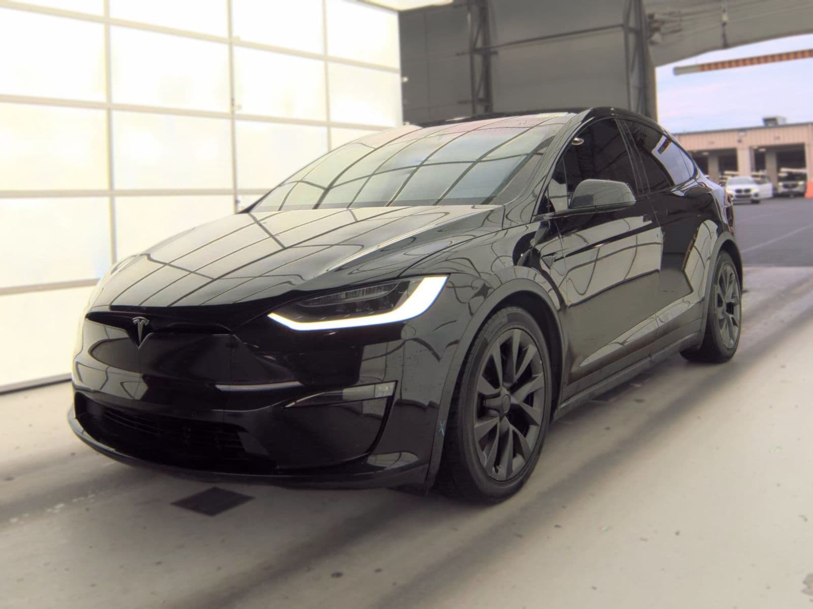 2023 TESLA MODEL X STANDARD Range