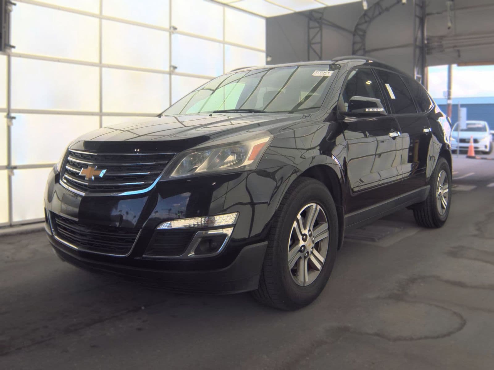 2017 CHEVROLET TRAVERSE LT