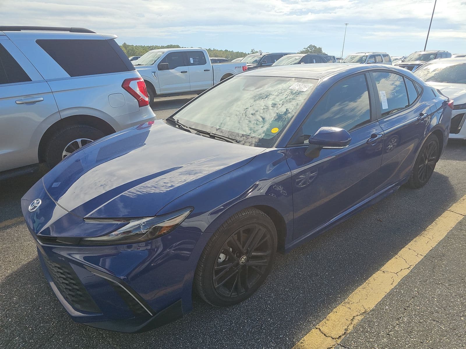 2026 TOYOTA CAMRY SE