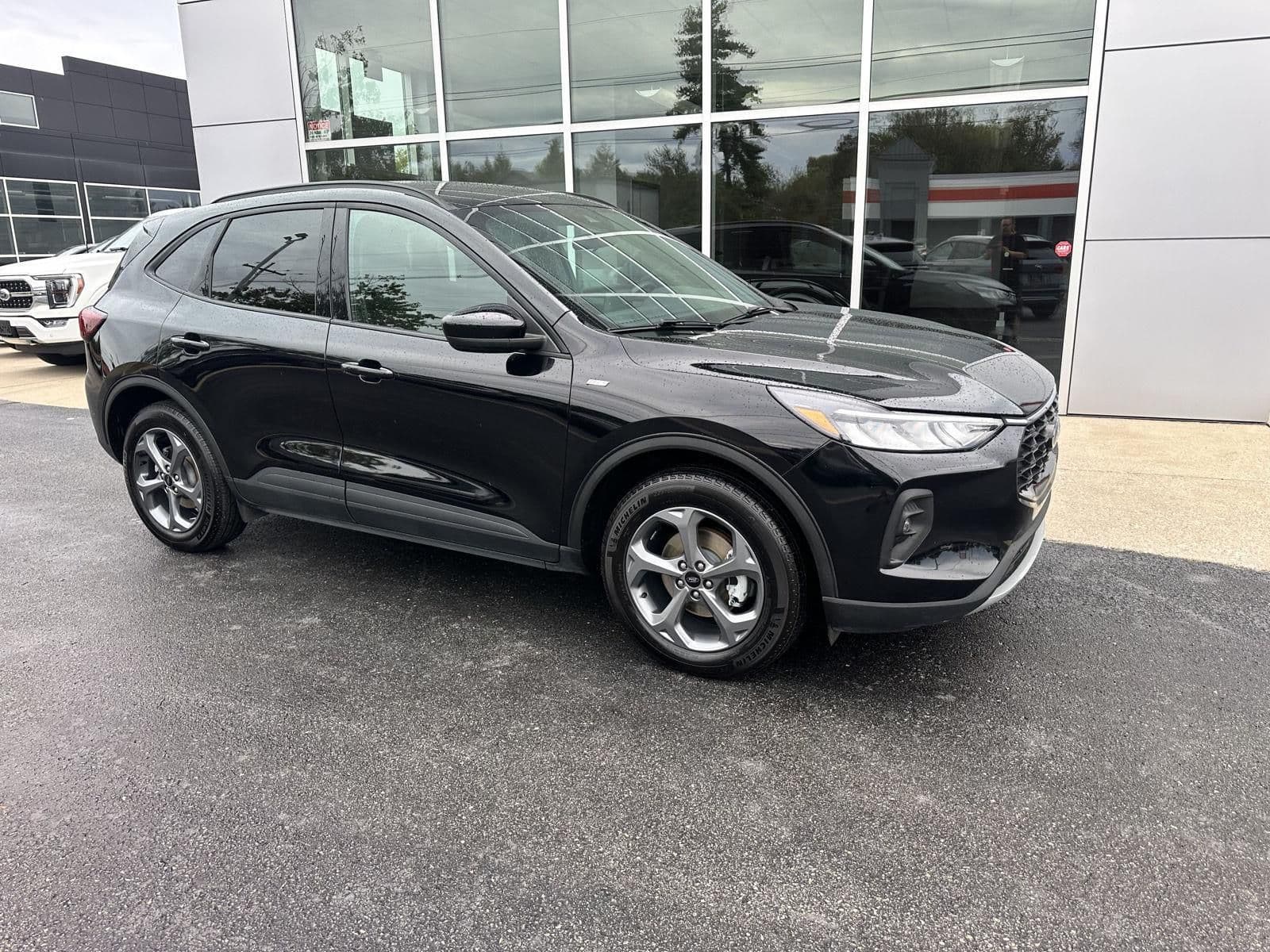 2025 FORD ESCAPE HYBRID ST-LINE Select