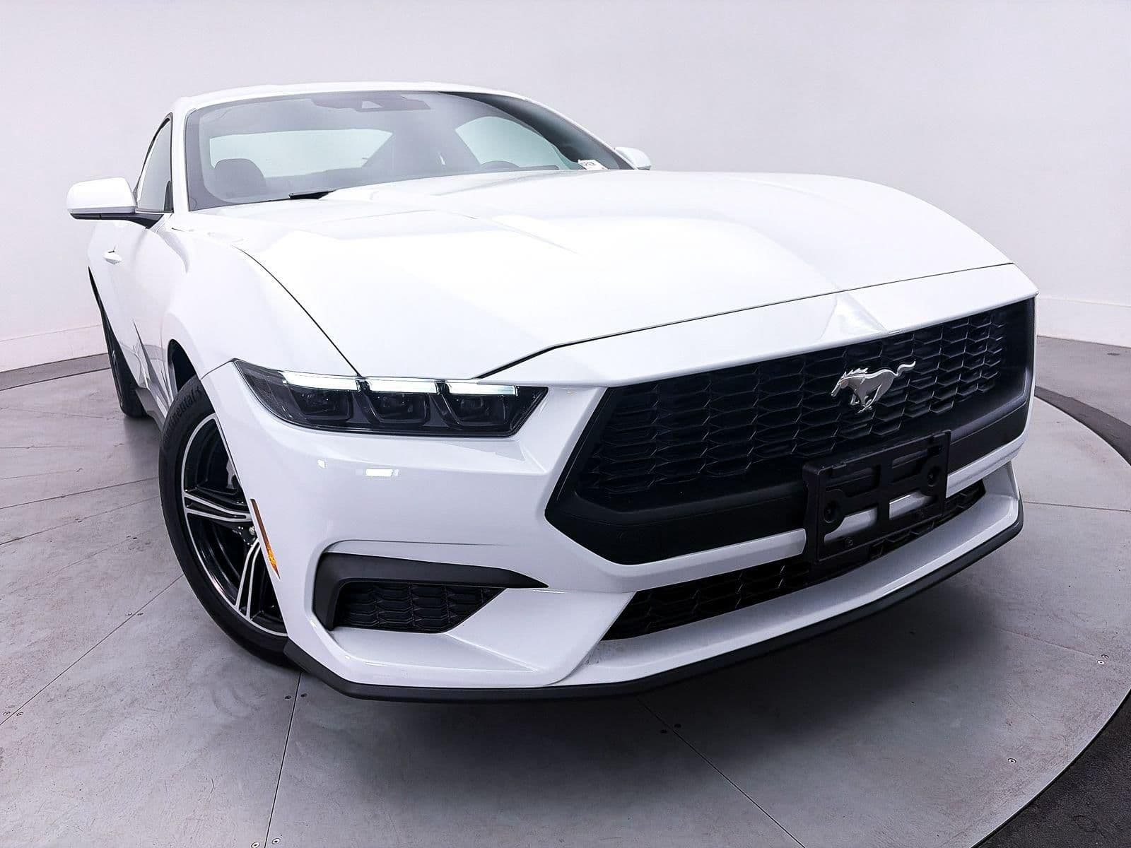 2025 FORD MUSTANG ECOBOOST Premium