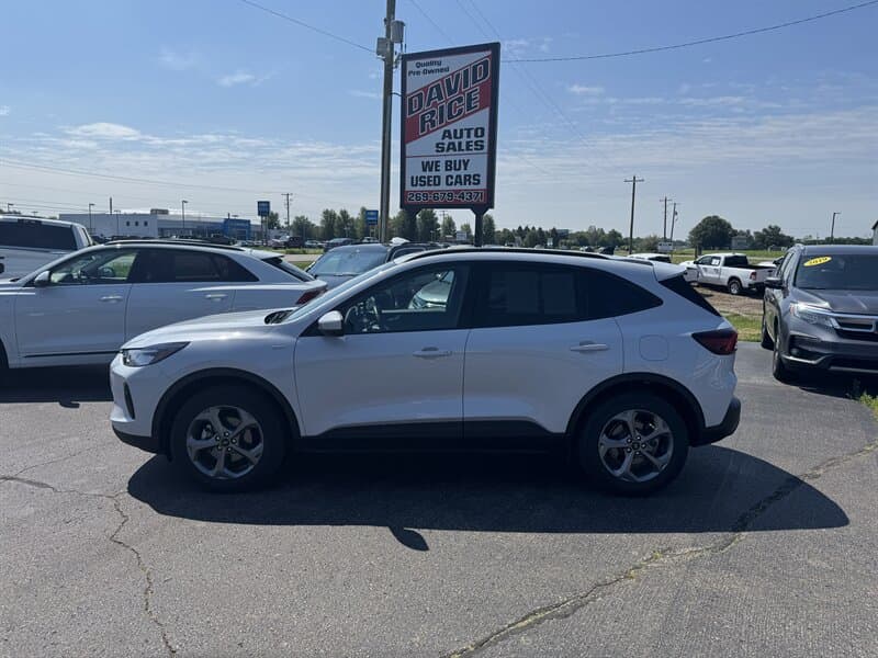 2025 FORD ESCAPE ST-LINE Select