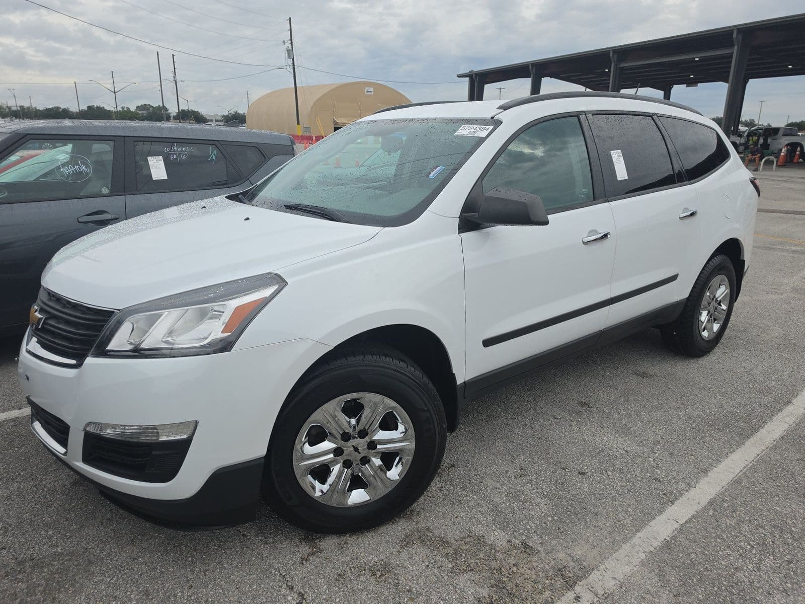 2017 CHEVROLET TRAVERSE LS