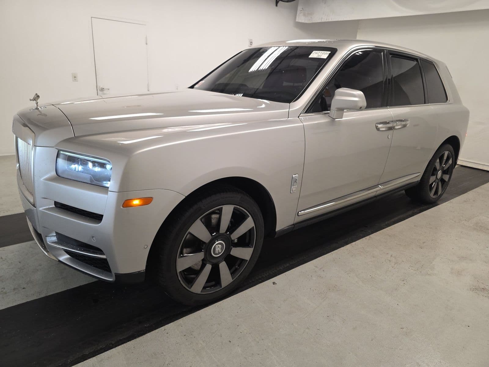 2019 ROLLS-ROYCE CULLINAN Base