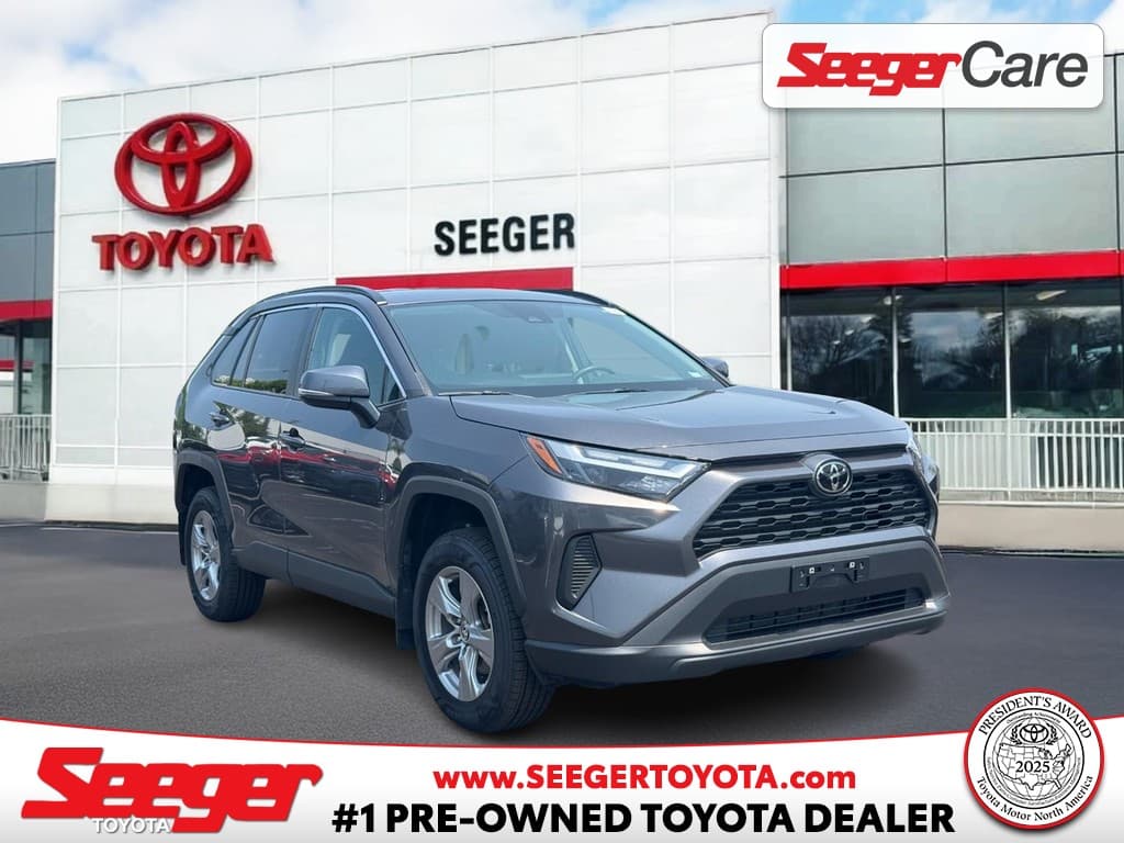 2024 TOYOTA RAV4 XLE