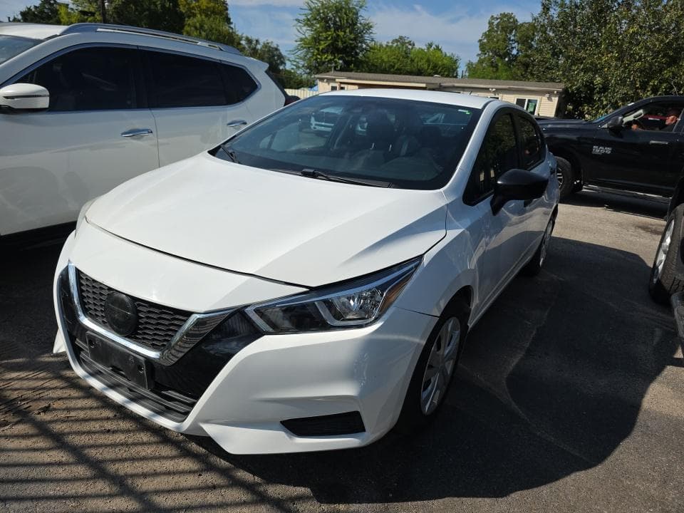 2020 NISSAN VERSA S