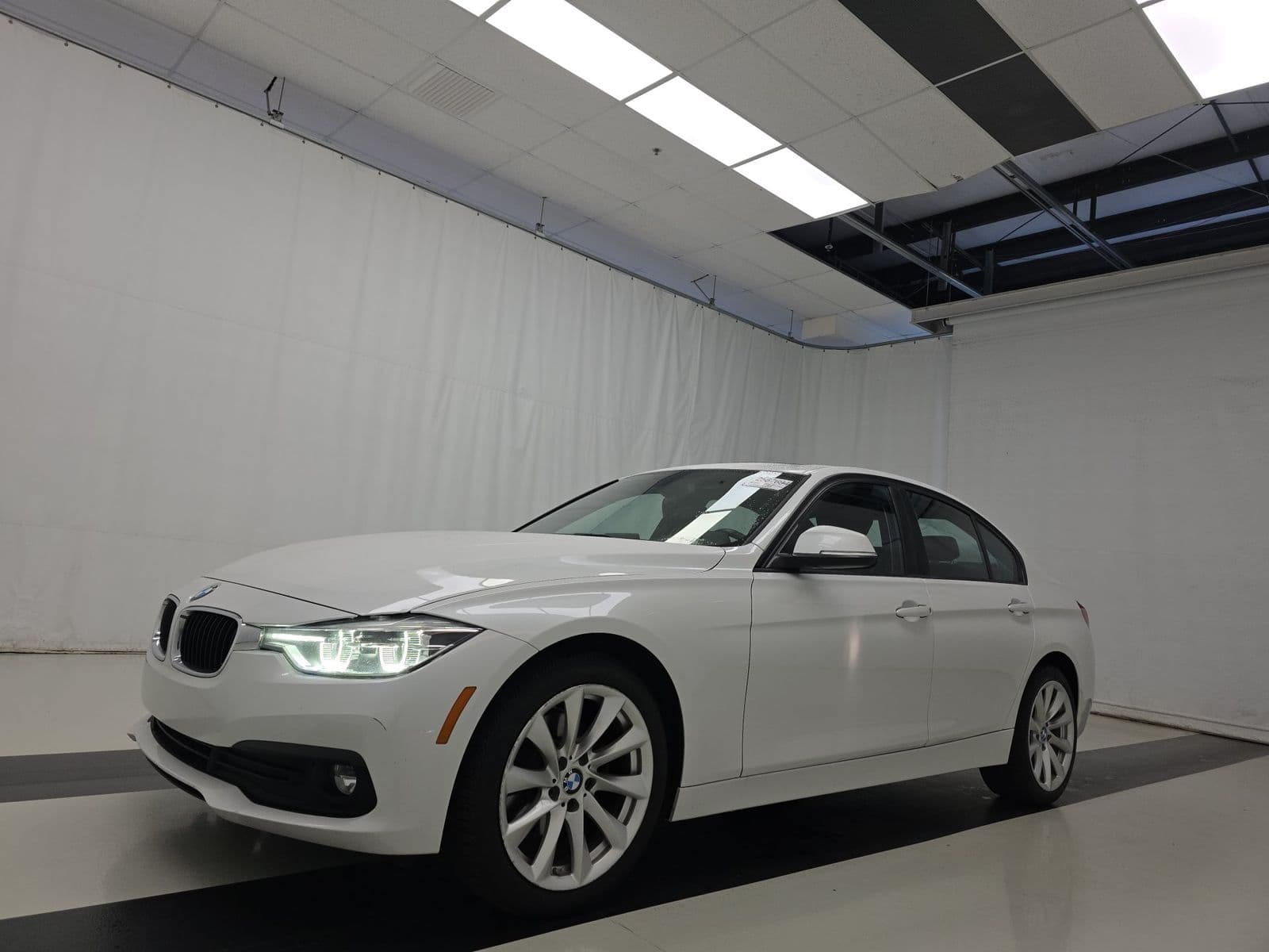 2018 BMW 3 SERIES 320I xDrive