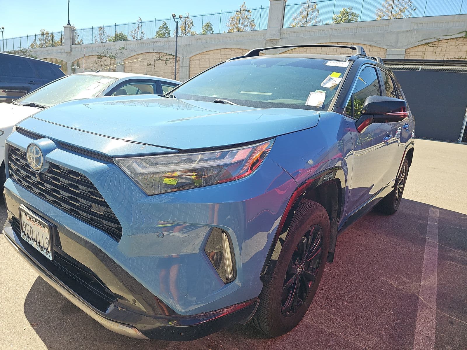 2023 TOYOTA RAV4 HYBRID XSE