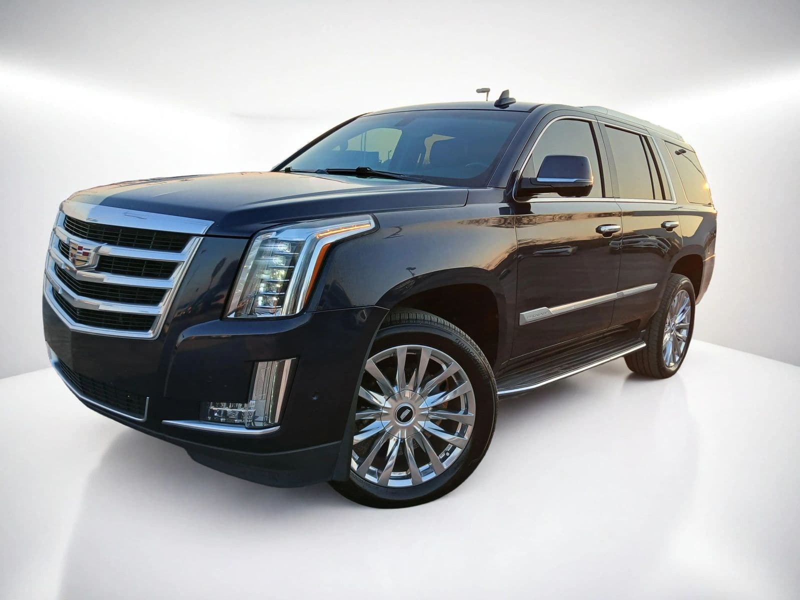 2019 CADILLAC ESCALADE Base