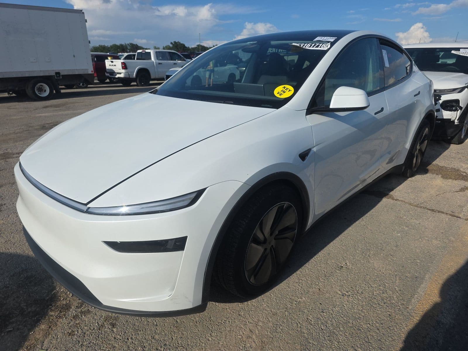 2026 TESLA MODEL Y Premium