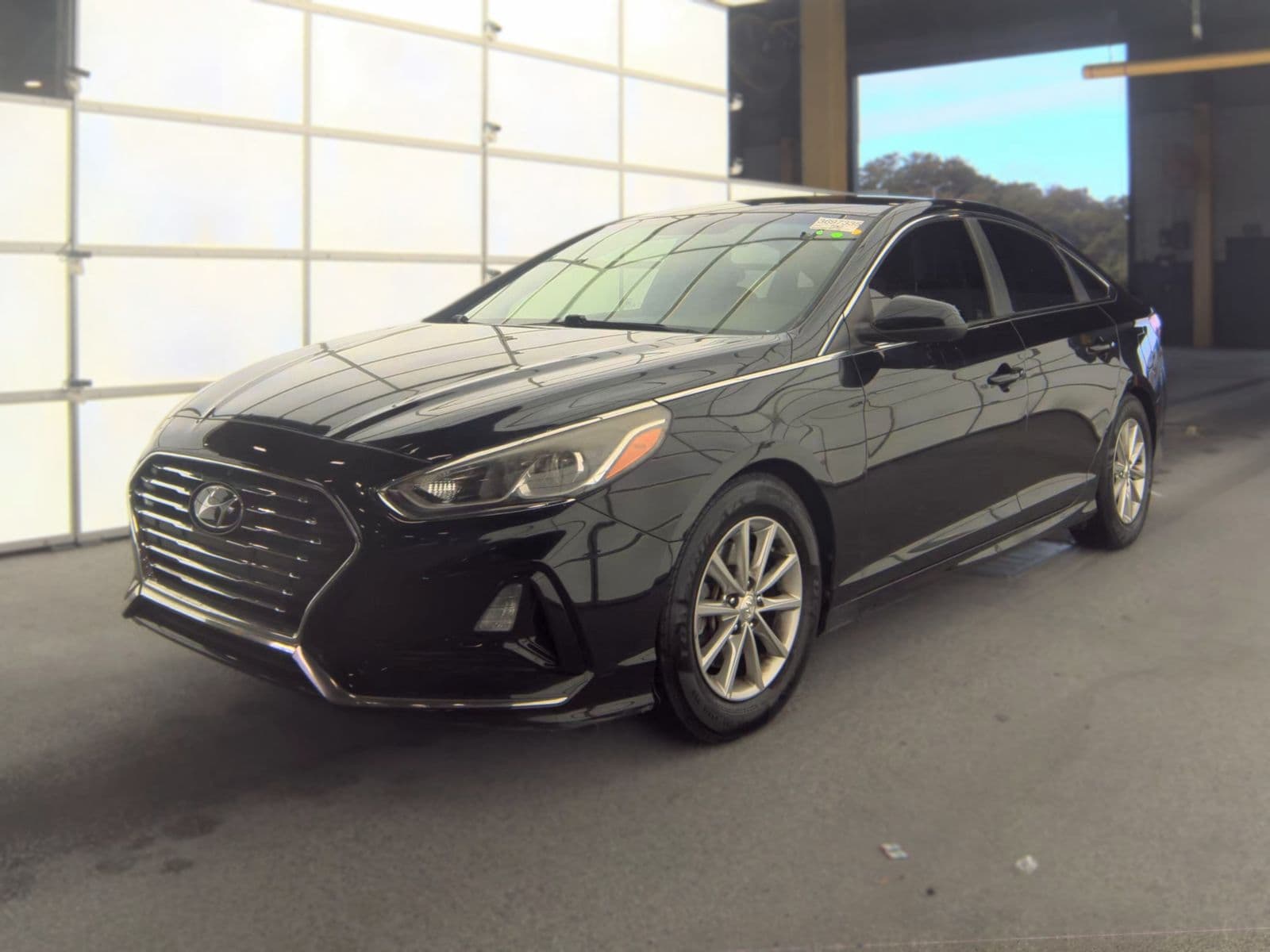 2018 HYUNDAI SONATA SE