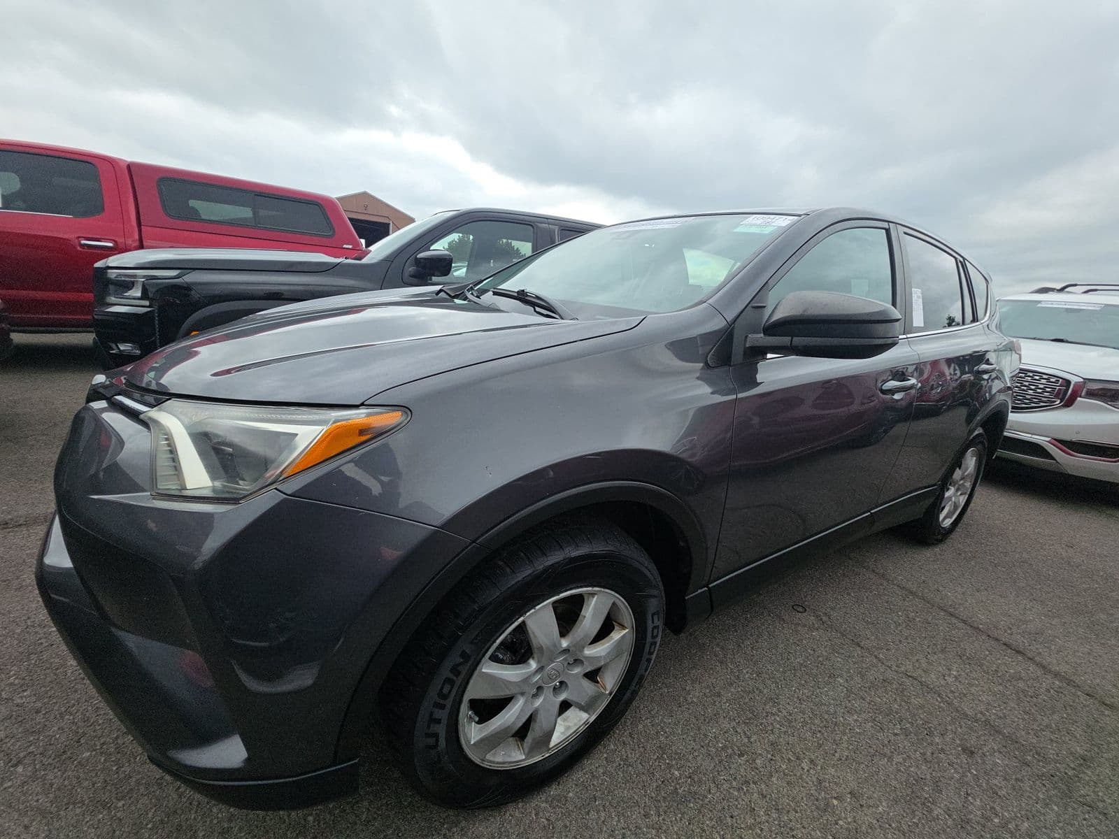 2018 TOYOTA RAV4 LE