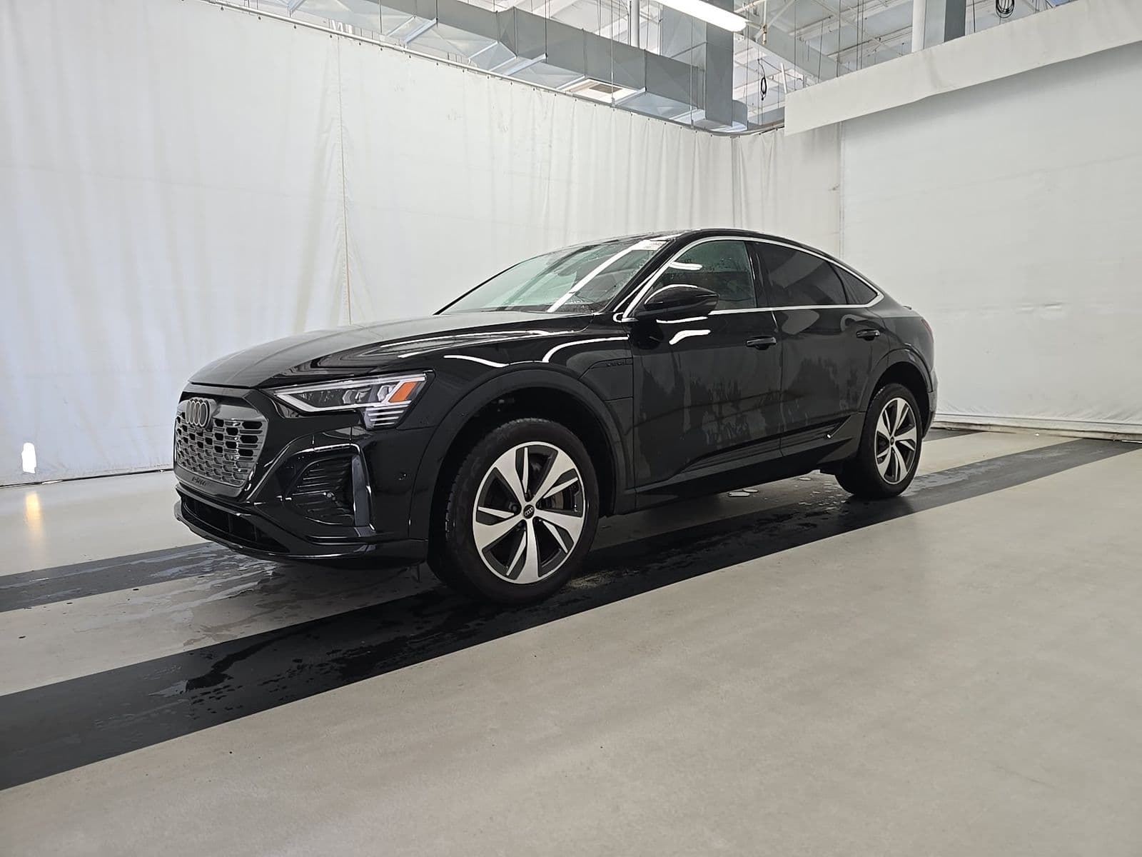 2024 AUDI Q8 E-TRON PREMIUM Plus