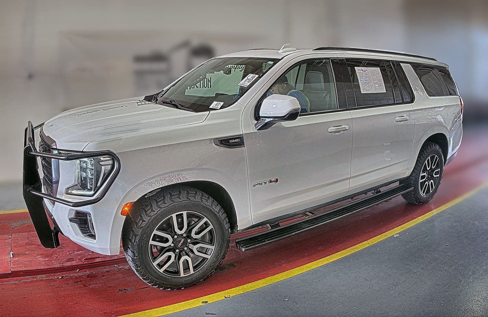 2022 GMC YUKON XL AT4