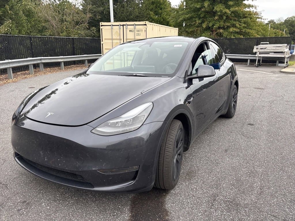 2024 TESLA MODEL Y LONG Range