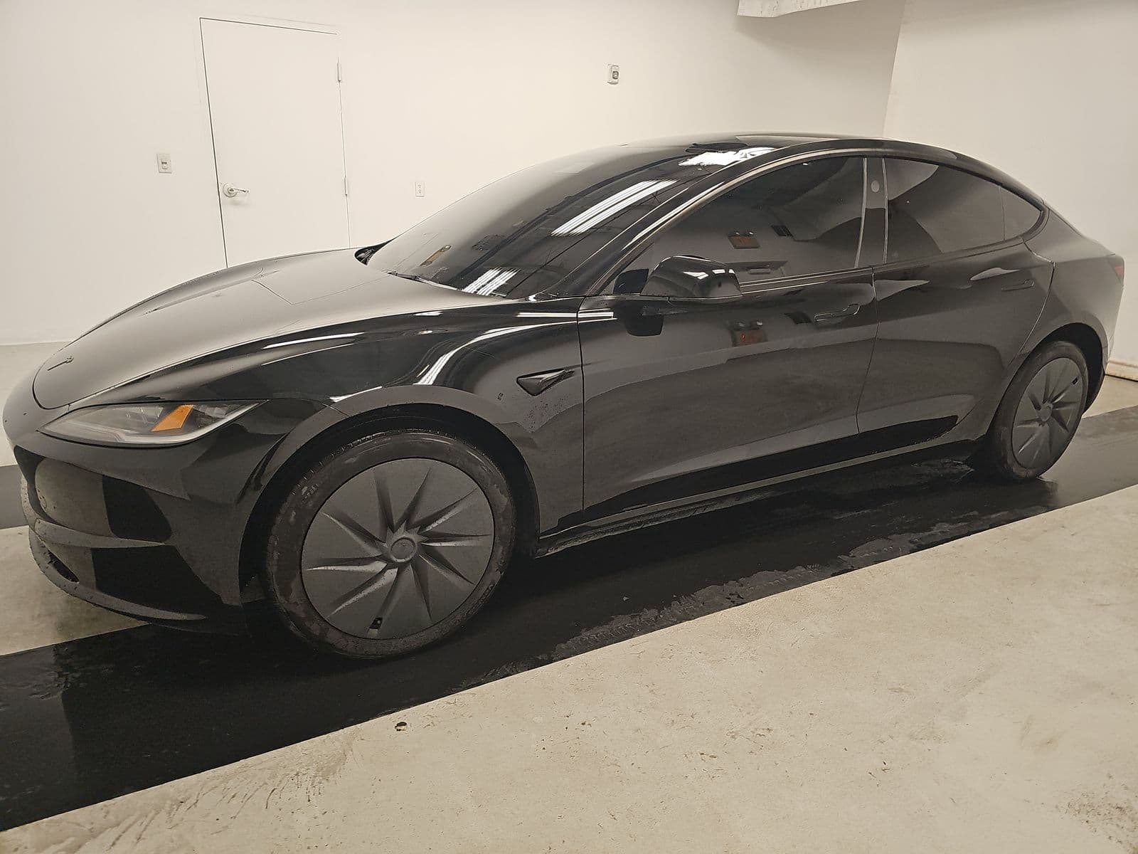 2025 TESLA MODEL 3 Standard