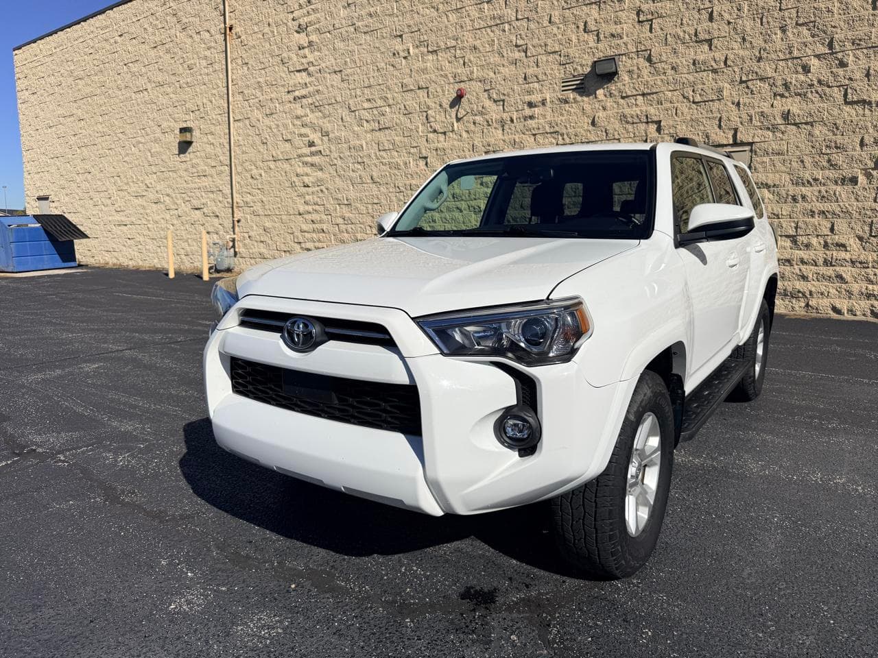 2023 TOYOTA 4RUNNER SR5